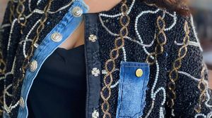 Andra apariție inedită