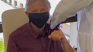 Bill Gates s-a vaccinat anti-COVID