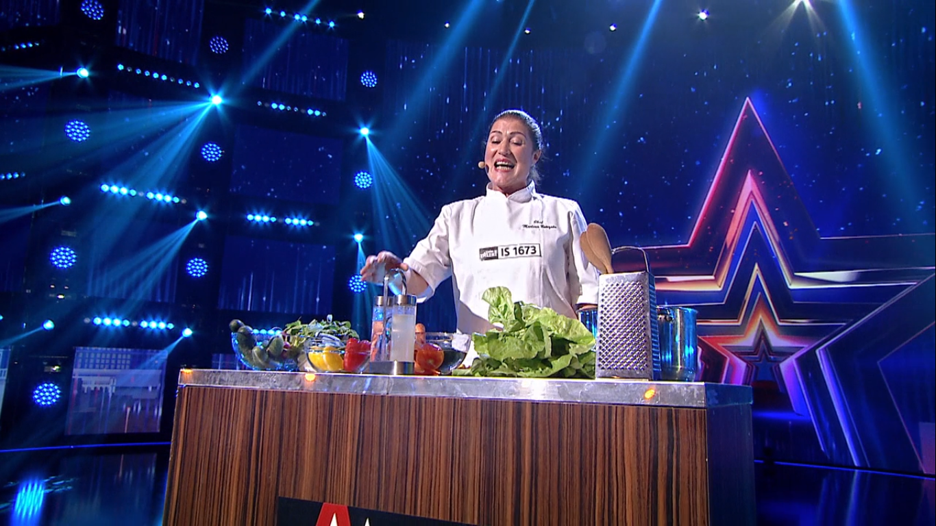 Marlena Botezatu a ridicat juriul în picioare la Românii au Talent