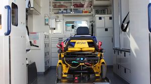 Un bărbat a fost snopit în bătaie chiar de soția lui