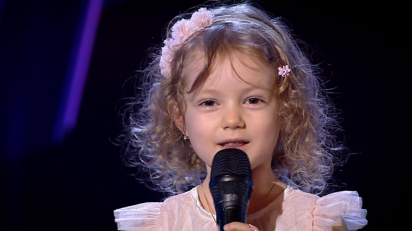 Anastasia Ursu, cea mai tânără concurentă de la Românii au Talent