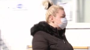 Fiica criminalului de la Onești, reacție șocantă în fața spitalului unde tatăl ei e internat! 
