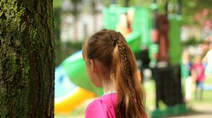 Mamă și tată din Timișoara și-au supus copila la chinuri groaznice!