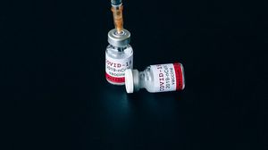 Compania Johnson & Johnson amână livrarea vaccinului în Europa! 