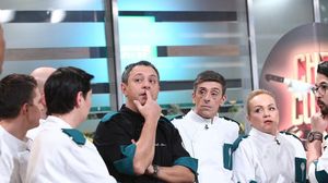 Cum se distrează echipa lui Sorin Bontea de la Chefi la cuţite 2021. 