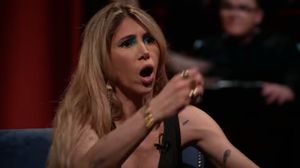 Silvia Popescu, lovită de o vecină în lift