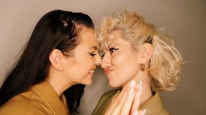 Estera si Lidia Buble