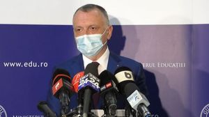 Ministrul Educatiei