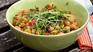 Cele mai bune surse de proteină vegetală, dacă vrei să renunți la produsele de origine animală