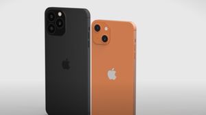 Când se lansează iPhone 13 în România