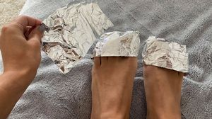 Folia de aluminiu pe degetele de la picioare