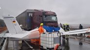 Accident între un TIR și un avion de mici dimensiuni 