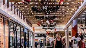 Programul mall-urilor de Crăciun 2021