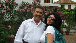 Petrică Mîțu Stoian avea o relație specială cu soția impresarului său. Cei doi au fost nași la o nuntă- FOTO