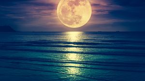 Când avem lună plină în ianuarie 2022