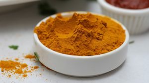 Curcuma, beneficii și proprietăți. Condimentul se mai numește și turmeric