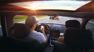 Care sunt cele mai dificile întrebări ce pot pica la examenul auto