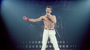 Lucruri pe care nu le știai despre Freddie Mercury, solistul trupei Queen