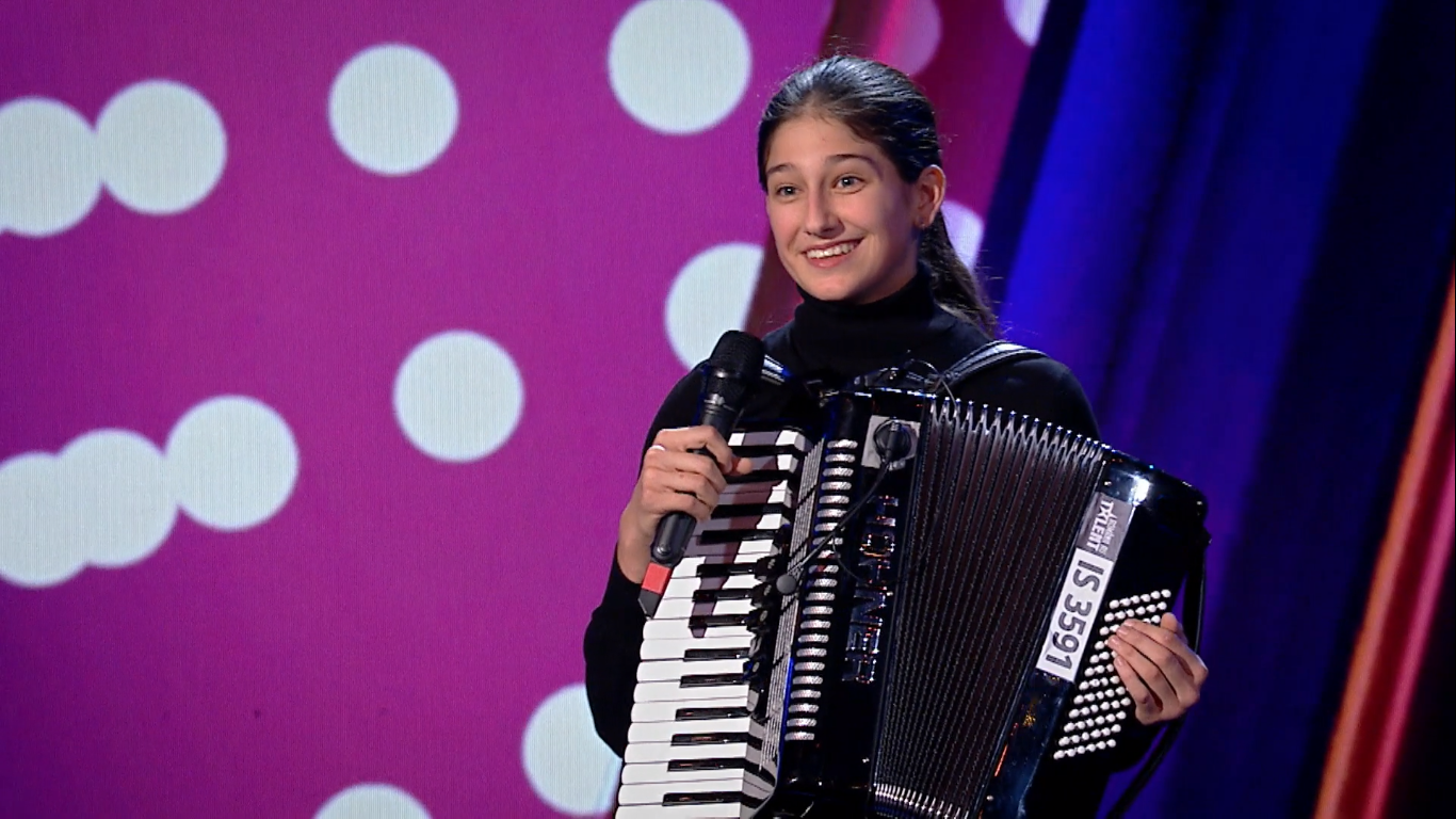 Andreea Gheorghiță, fata cu acordeonul de la Românii au Talent, sezonul 12