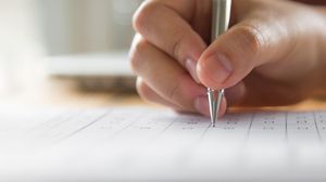 Barem simulare probă la alegere BAC 2022, profil real. Ministerul Educației a publicat baremul de corectare la Fizică, Chimie, Biologie, Anatomie sau Informatică la simulare Bacalaureat 2022