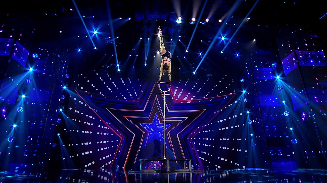 Corina Robu a ridicat juriul în picioare la Românii au Talent, sezonul 12