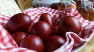 Înălţarea Domnului 2022. Când se vopsesc ouăle care se împart pe 2 iunie 2022