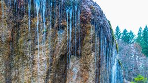 Cascada Urlătoarea – legende despre cascada din Bucegi