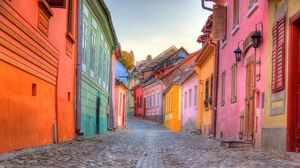 Orașul din România care îi impresionează cel mai mult pe străini. Istoria și arhitectura clădirilor sunt unice