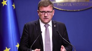 Cu cât va crește salariul minim pe economie de la 1 ianuarie 2023. Ministrul Muncii a anunţat, miercuri, că PSD va propune în coaliţie creşterea salariului minim la 3.000 de lei