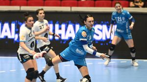 Cristina Neagu, necruţătoare cu fanii Rapidului, după ce aceştia au înjurat-o: "Ştiţi foarte bine ce galerie este"