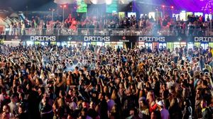 Saga Festival 2023. Line-up complet Vezi care sunt artiștii români care vor urca pe scenă în cele trei zile de festival