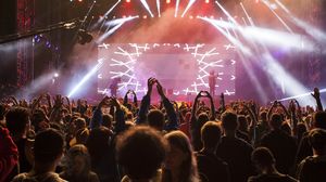 22 concerte ce au loc vara aceasta în România. Nu trebuie să le ratezi