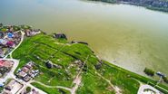 Locuri mai puțini știute pe care le poți vizita în Dobrogea în 2023. Aici se găsește castrul roman „Carsium”