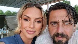 Ce au pățit Eliza și Cosmin Natanticu într-una din vacanțele lor?