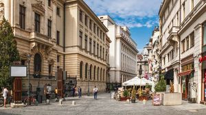 Atracții de neratat în București și împrejurimi