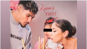 Florinel Coman și soția lui si-au  sărbătorit fetița, pe Kasia, micuța de doar un anișor