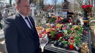 Dragoș Dolănescu, la mormântul regretatului său tată