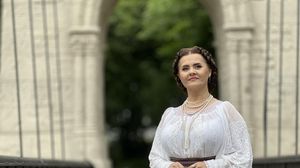 Niculina Stoican, totul despre expoziția de costume populare din Paris