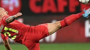 Cât timp va petrece Vlad Chiricheș în afara terenului după ce s-a accidentat în meciul cu UTA Arad? Dumitru Dragomir: „Problema e că acum e ros de rugină”