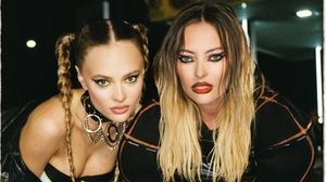 Delia și Oana Matache 