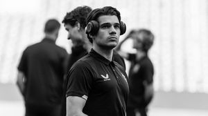 Ianis Hagi a vorbit despre performanțele din meciul cu Kosovo și a promis că va da totul pe teren: „Pentru România joc până când nu mă mai lasă picioarele”