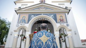 Calendar ortodox octombrie 2023: Află când pică Sfânta Parascheva și Sfântul Dumitru