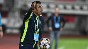 Declarația lui Elias Charalambous după remiza cu FC Hermannstadt! Ce a declarat tehnicianul despre eliminarea lui Dawa?