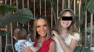 Andreea Antonescu își crește singură fiicele