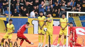 Fotbaliști în lacrimi! Accidentare de coșmar în partida Petrolul – Hermannstadt