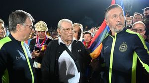 Atmosferă de senzație la partida FC Bihor – FCSB din Cupa României! O legendă a fotbalului și-a făcut apariția