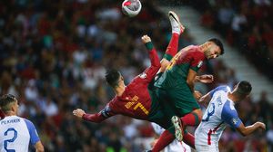 Cristiano Ronaldo, lovește din nou! Portughezul a marcat dubla și a mai doborât o bornă în partida cu Bonia și Herțegovina