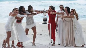 Iga Swiatek, a fost singura tenismenă ce a refuzat să poarte ținută albă la ședința foto a Turneului Campioanelor! 