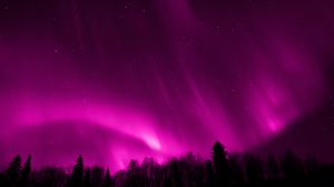 Ce este Aurora boreală. Fenomenul optic a fost vizibil și în România