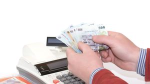 Limitarea plăților cash a fost anulată